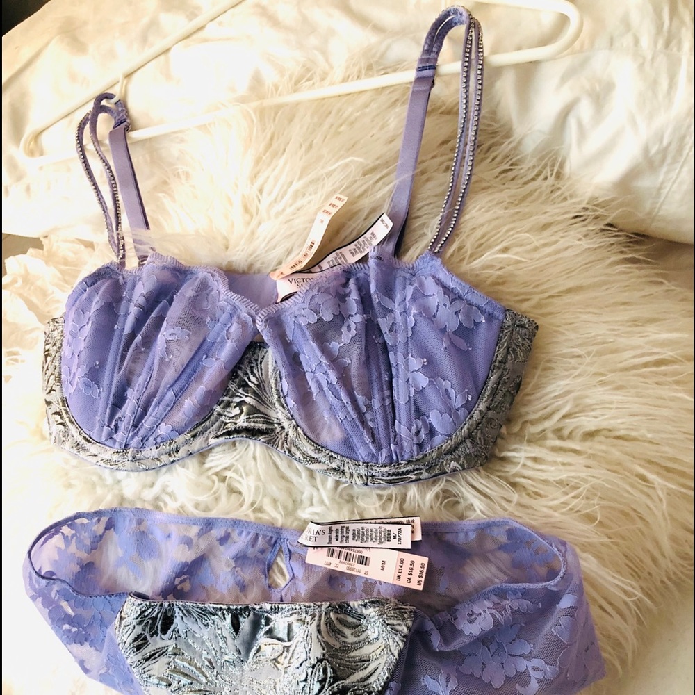 ✨NWT * Victoria’s Secret Panty Set!!✨✨